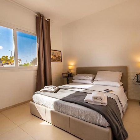 Holiday Fontane Bianche Gabriella Εξωτερικό φωτογραφία