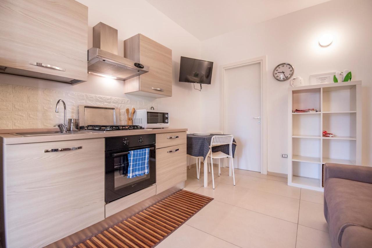 Holiday Fontane Bianche Gabriella Εξωτερικό φωτογραφία