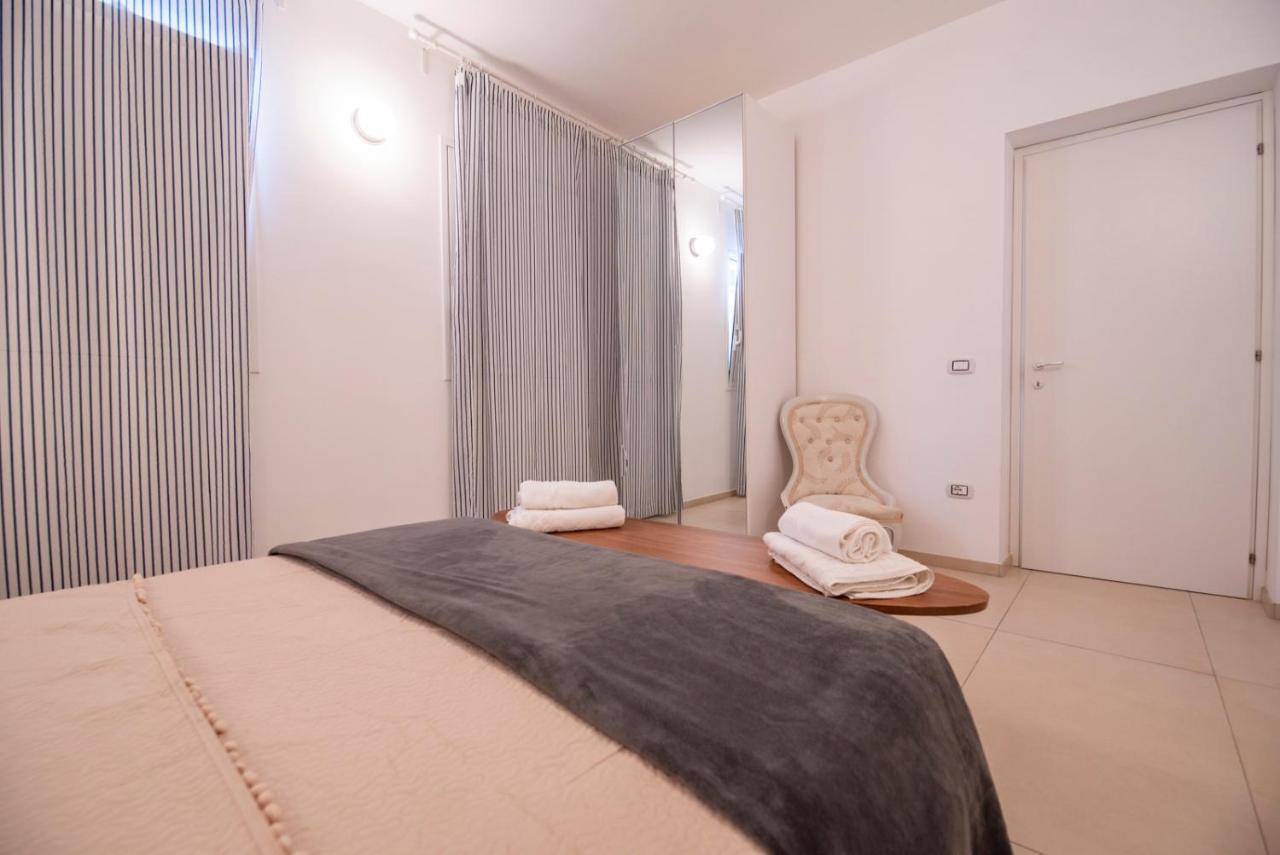 Holiday Fontane Bianche Gabriella Εξωτερικό φωτογραφία