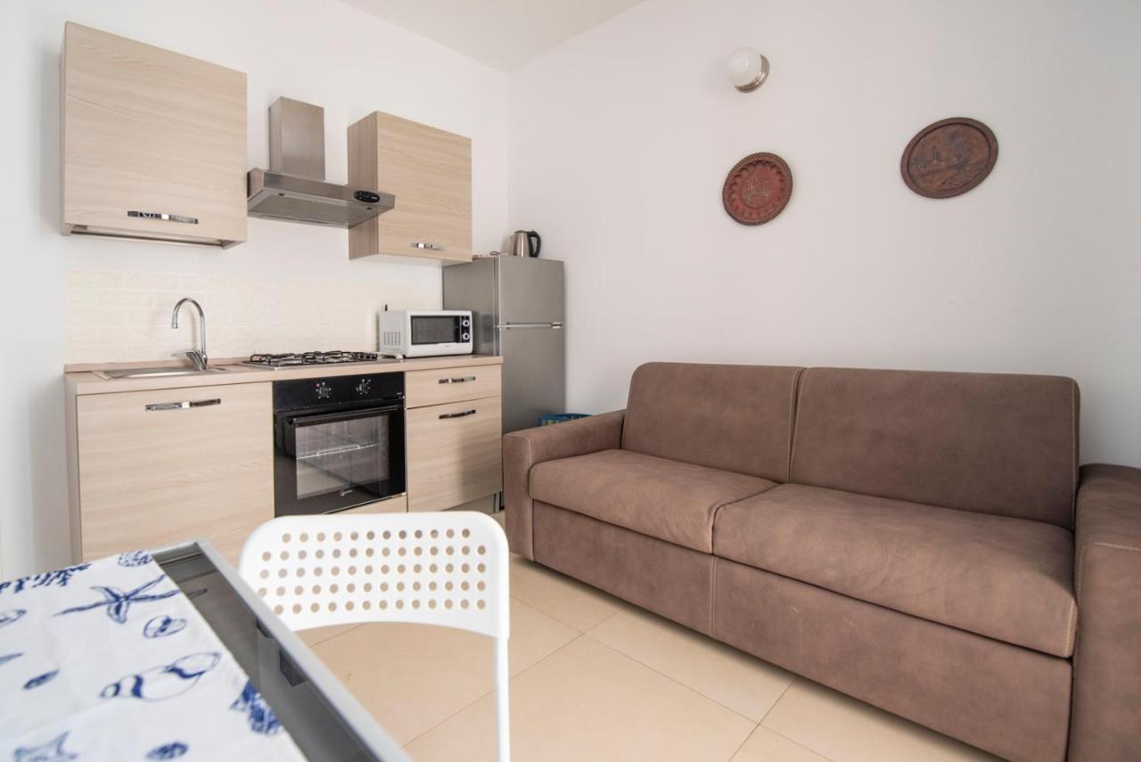 Holiday Fontane Bianche Gabriella Εξωτερικό φωτογραφία