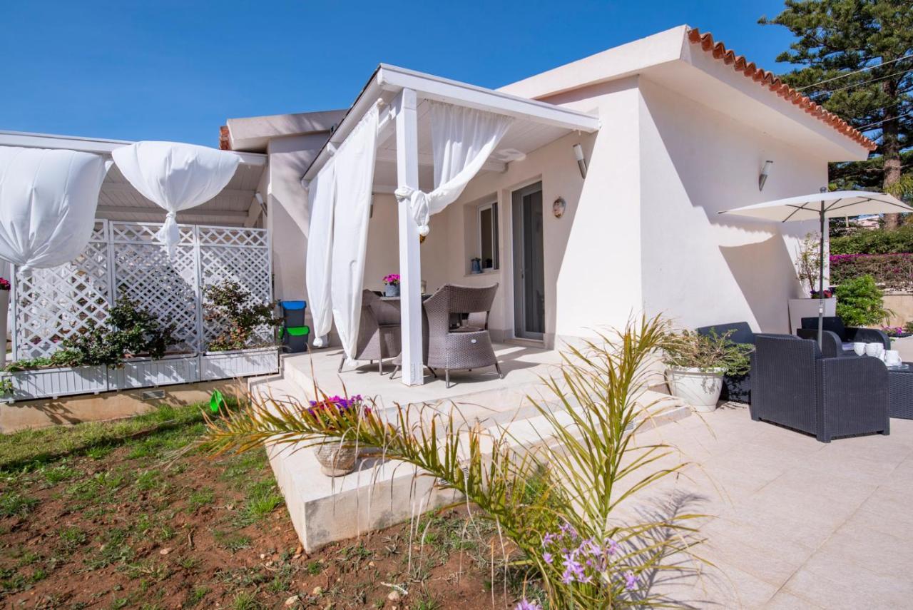 Holiday Fontane Bianche Gabriella Εξωτερικό φωτογραφία