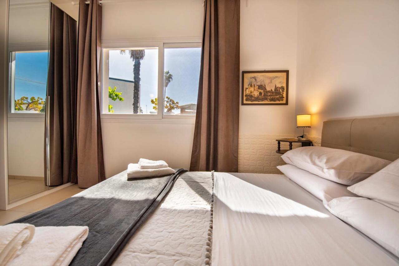 Holiday Fontane Bianche Gabriella Εξωτερικό φωτογραφία
