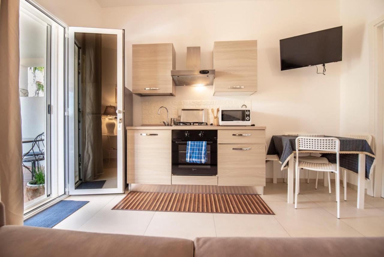 Holiday Fontane Bianche Gabriella Εξωτερικό φωτογραφία