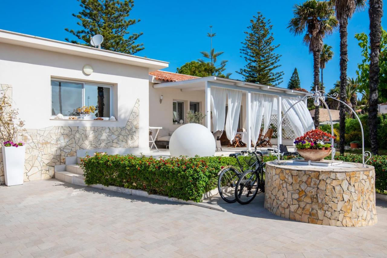 Holiday Fontane Bianche Gabriella Εξωτερικό φωτογραφία