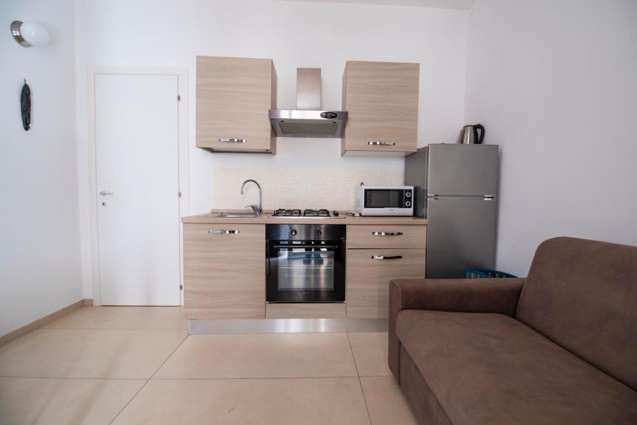 Holiday Fontane Bianche Gabriella Εξωτερικό φωτογραφία